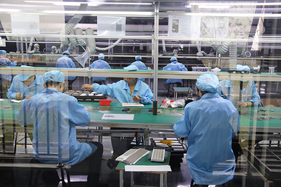 市政協(xié)秘書(shū)長(zhǎng)童叔剛 調(diào)研領(lǐng)歌智谷科技和宜賓紙業(yè)